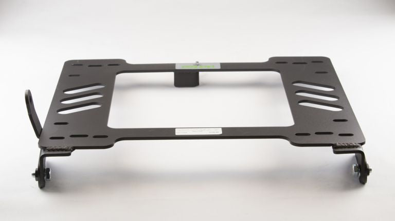 VW Corrado (1988-1995) - Passenger *US models cannot retain center retractable seat belt mechanism